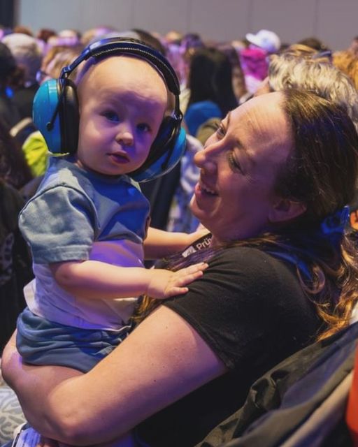 I TOOK MY BABY TO A CONCERT—AND ONE STRANGER’S REACTION LEFT ME SHAKING
