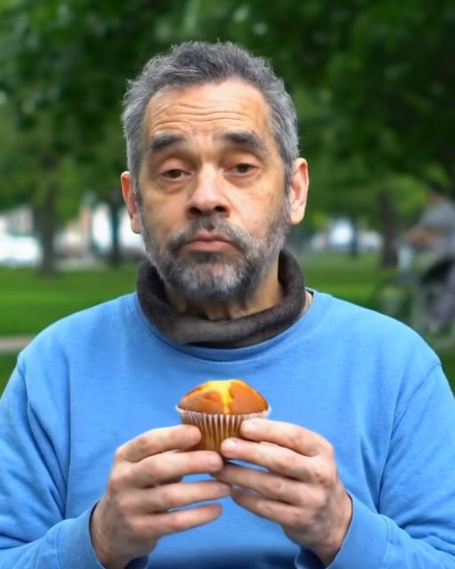 I Gave My Last Muffin to a Stranger in the Park — Hours Later, He Saved My Job