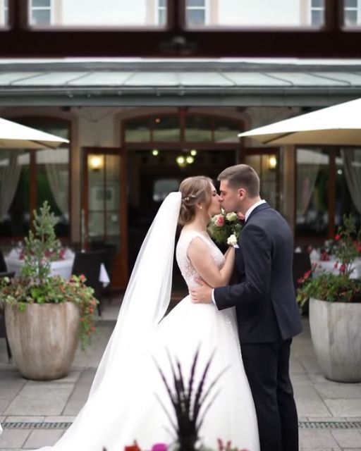 Serving Drinks at a Private Party, I Froze When I Saw My Fiancé at the Altar
