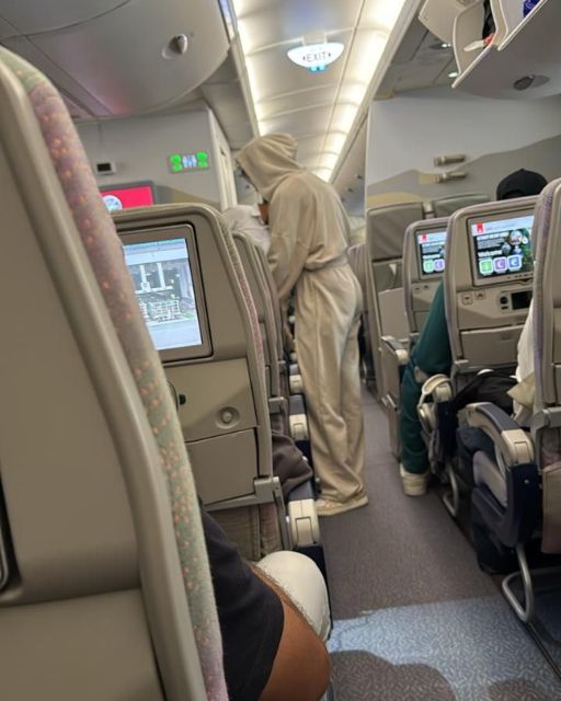The Baby Wouldn’t Stop Crying On The Plane—And Then The Teenager Whispered Something That Changed Everything
