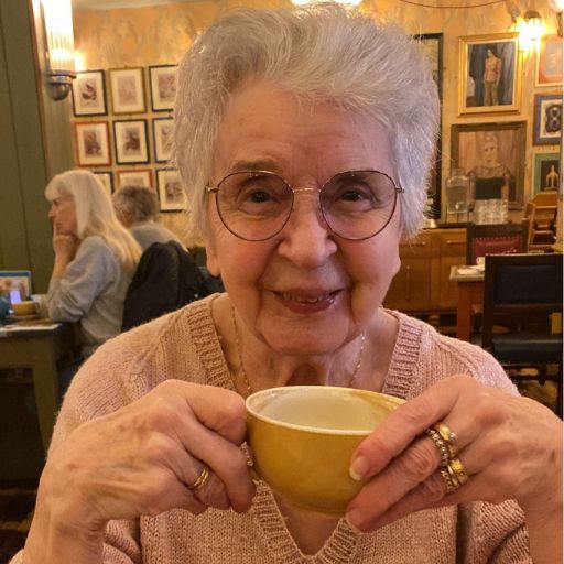 She Thought It Was Just A Coffee—But What The Barista Did Next Changed Her Entire Week