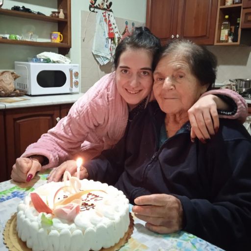 My Cousin Made Us Throw A Surprise Party For Our 92-Year-Old Neighbor—And Her Reaction Changed The Whole Room