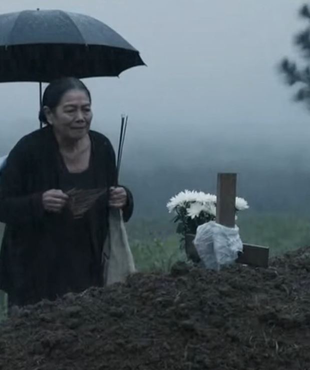 He Abandoned Me On A Dirt Road—Until He Found Out What I Was Hiding