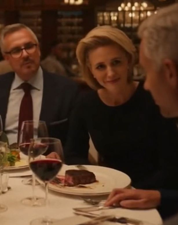 At Dinner, Parents Sneered: ‘How Does It Feel Being Useless?’ — I Said One Sentence And They Shut Up