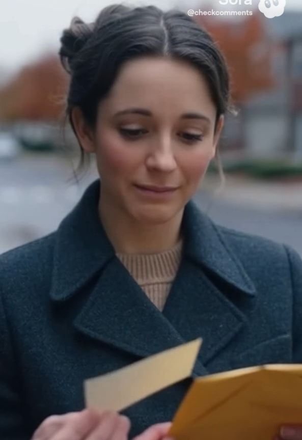 The Woman I Helped at the Post Office Sent Me a Letter That Changed My Life