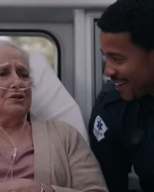 Emt Laughs At Elderly Woman’s Fears—Her Medical Bracelet Makes Him Go Silent