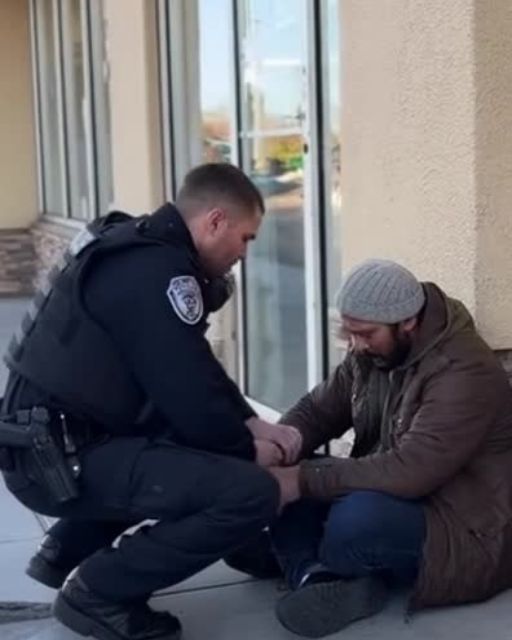 Officer Arrests Man Begging Outside Store—The Receipt In His Pocket Changes Everything