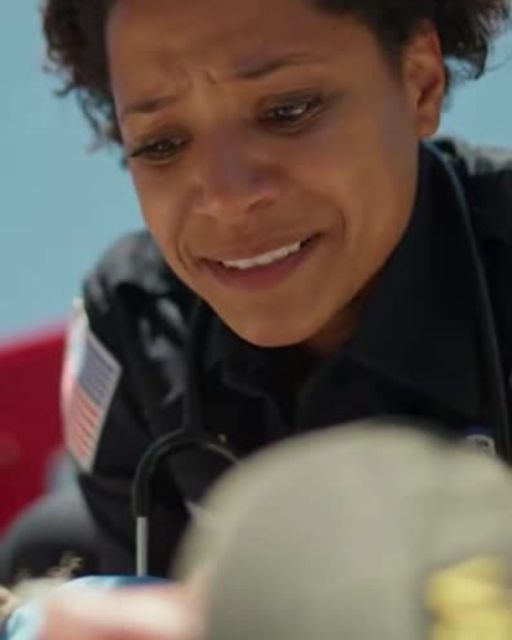 Veteran Passes Out During Heatwave—The EMT Who Arrives Recognizes His Face And Starts Shaking