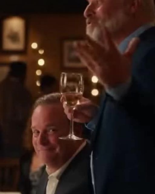 Father-in-Law Steals Spotlight at Anniversary—the Mom’s Speech Ends It in Seconds