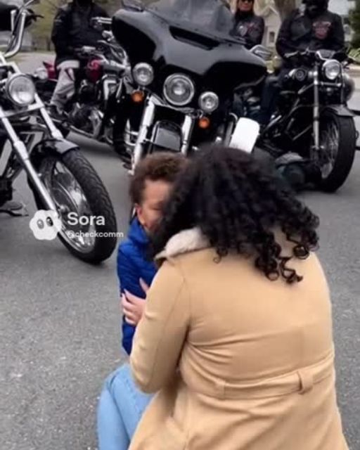 Bikers Form A Wall Around Lost Child—The Mother’s Reaction Breaks The Internet In Seconds
