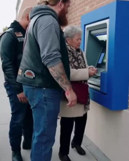 Biker Club Notices Old Woman Struggling At ATM—What They Do Next Goes Viral Overnight