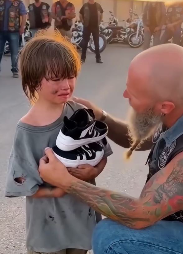 The Stranger Who Stopped Changed Everything—And He Never Even Asked My Name