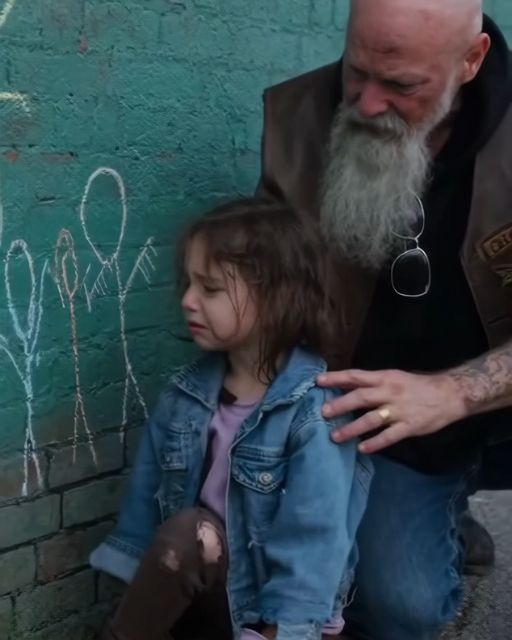 The Day She Drew Her Family in Chalk