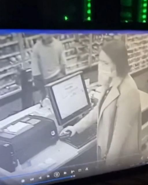 Mom Accuses Teen Cashier Of Stealing Her Wallet — Then The Speakers Crackled