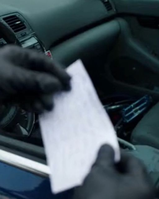 I’m A Cop Who Found A Desperate Note In A Carโwhat I Did Next Could Get Me Fired
