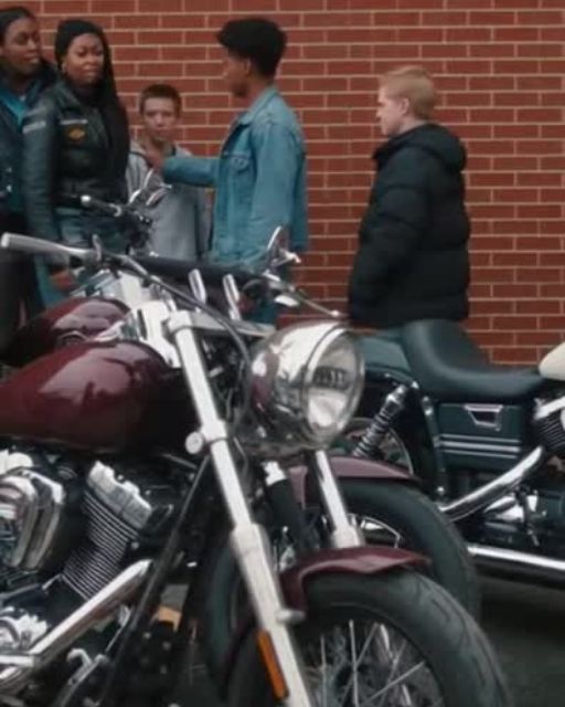 Six Bikers Surrounded A School Bully—then The Principal Realized Who Their Leader Was.