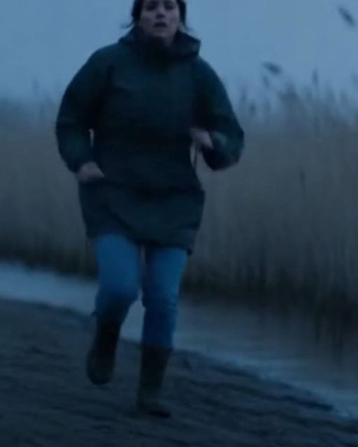 I Saw A Man Toss A Wooden Crate Into The River And Speed Away