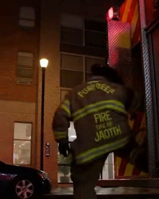 I Responded To The Same โfalse Alarmโ Every Weekโthen I Saw The Photo That Changed My Entire Life