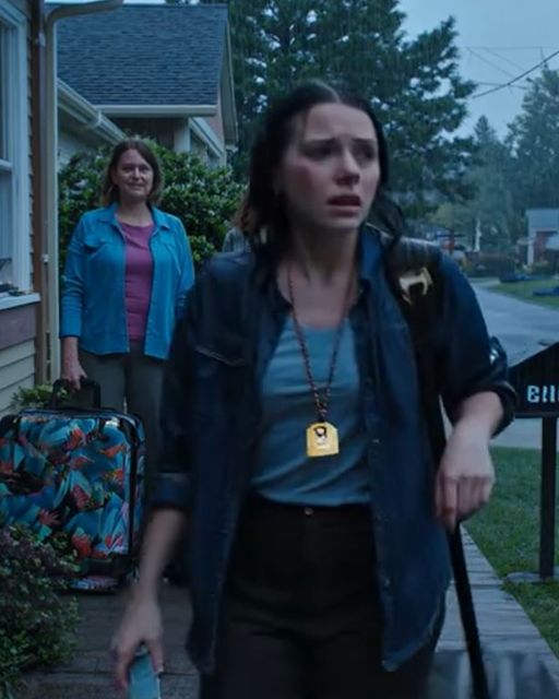 They Sold My House While I Was Away — But I Left A Little Surprise In Their Mailbox For When They Got Back.