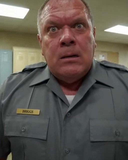 Border Patrol Agent Finds Abandoned Child—what He Did With His Own Paycheck Stunned His Commander