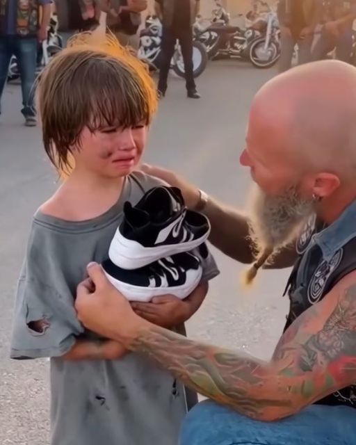 The Stranger Who Stopped Changed Everything—and He Never Even Asked My Name