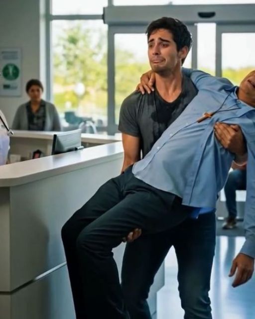 I Begged The Nurse To Help My Dying Father—until She Looked At His Id And Called Security