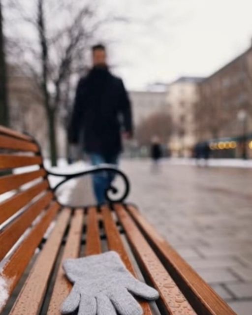 I Tried To Find The Owner Of A Lost Glove—and Accidentally Uncovered My Best Friend’s Secret