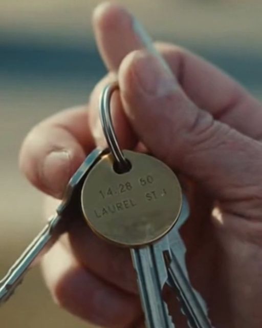 I Found An Old Veteran’s Lost Keys—and The Truth Behind Them Destroyed Me