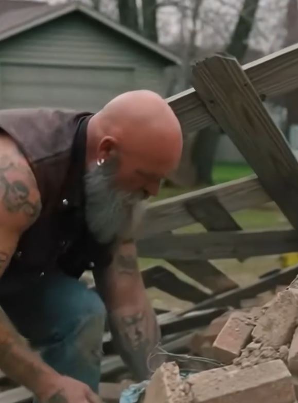 A Stranger Pulled Her From The Rubble—But What He Whispered Still Haunts Me