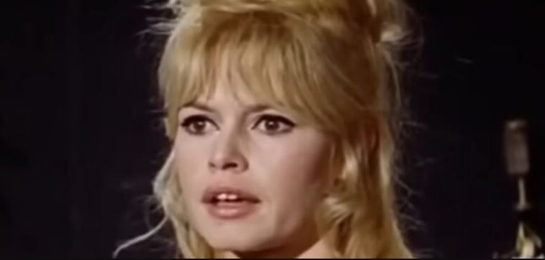 International Blonde Bombshell Film Star Passed Away At 91 & Cause Of Death Revealed