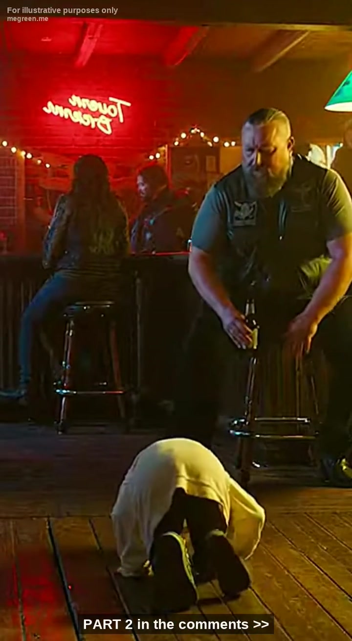 She Collapsed Crying At A Biker Bar: “Please Stop Them From Hurting Mommy”