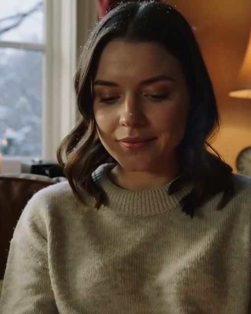 She Told Me To Stay Away From Christmas