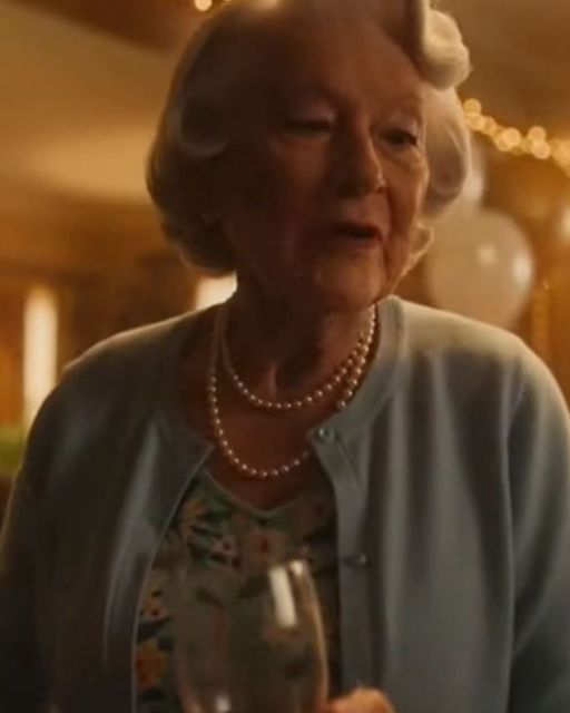 They Threw My Grandma An 80th Birthday Party To Get Her House. She Gave Them Something Else.