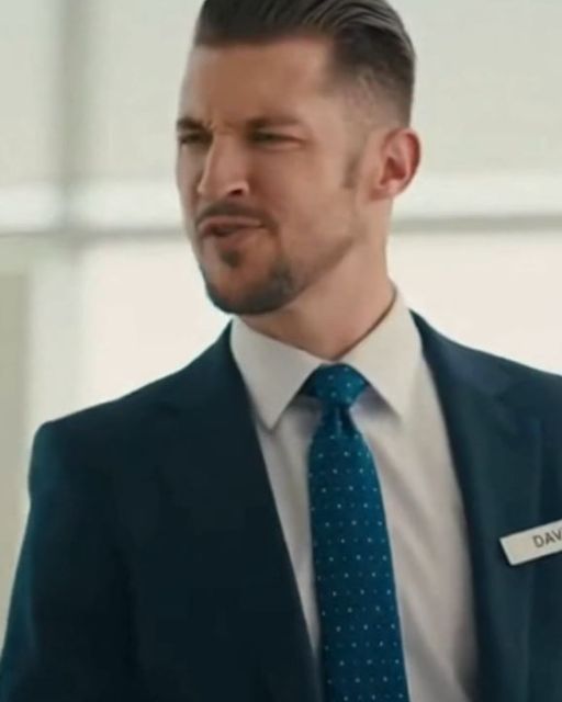 The Salesman Told The “hobo” To Use The Service Entrance. He Didn’t Know He Was Talking To His New Boss.