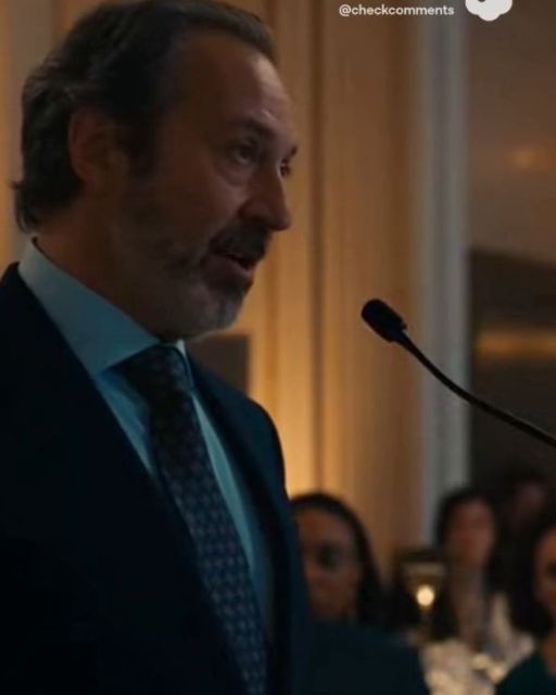 My Father Told A Room Full Of People I Wasn’t A General. An Hour Later, My Secure Phone Got An Alert From The Pentagon.