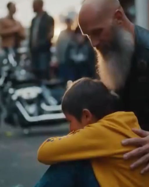 I Saw A 12-year-old Boy At The Pharmacy – Then I Saw The Name On His Mother’s Prescription